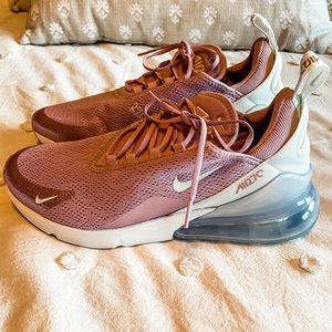 Women’s Nike Air Max 270
